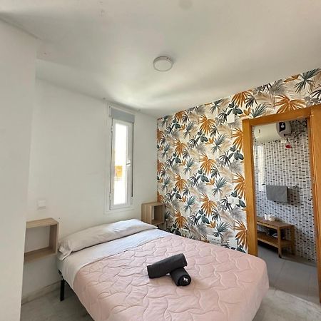 Apartamentos Playa Huelin 말라가 외부 사진